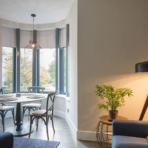 https://park-lane-aparthotel-by-urban-space.cardiffhotelswales.com