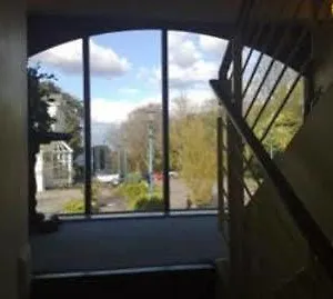 https://churchills-hotel-cardiff.cardiffhotelswales.com